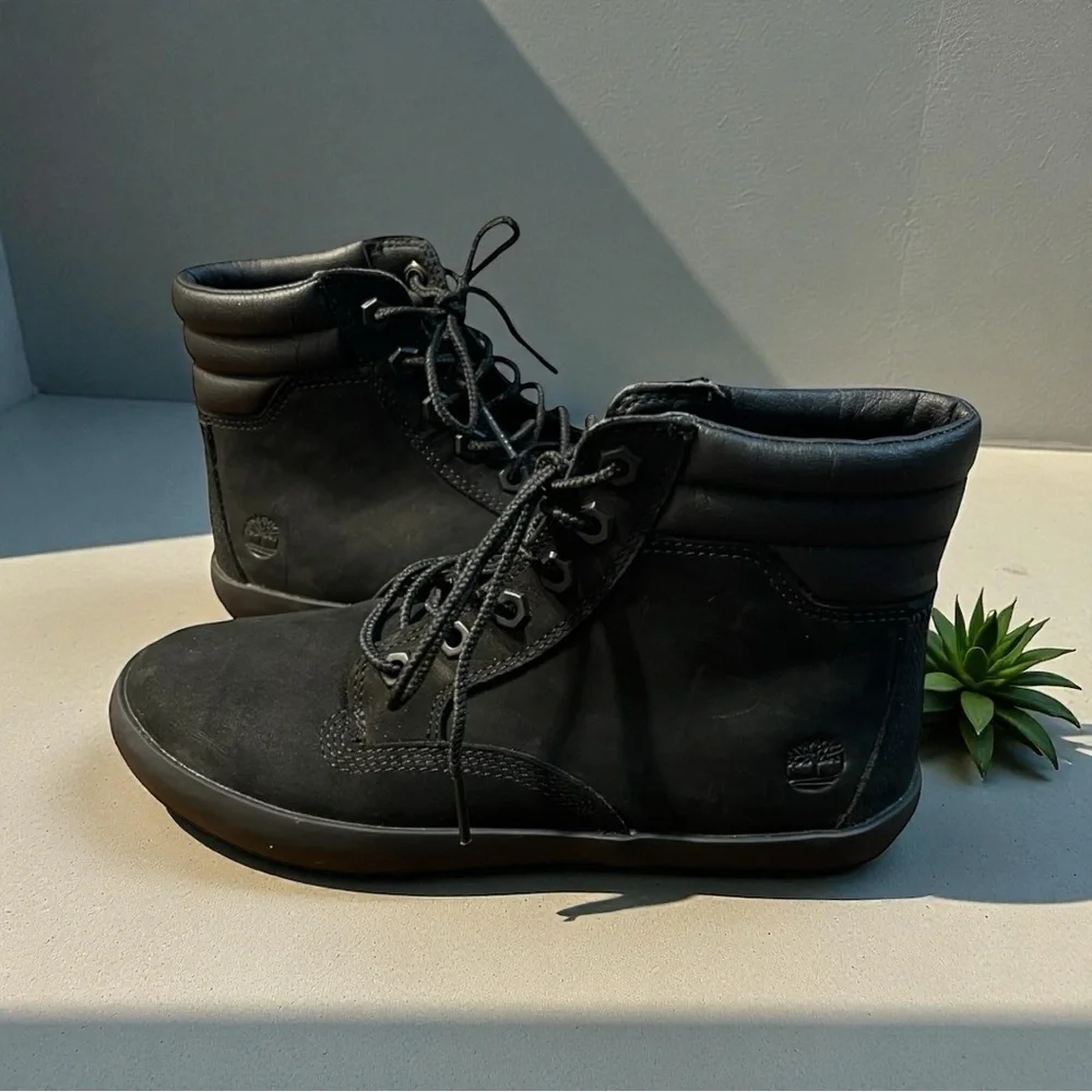 Timberland Ortholite Black Dausette Leather Lace-up Sneaker Booties Size 5.5